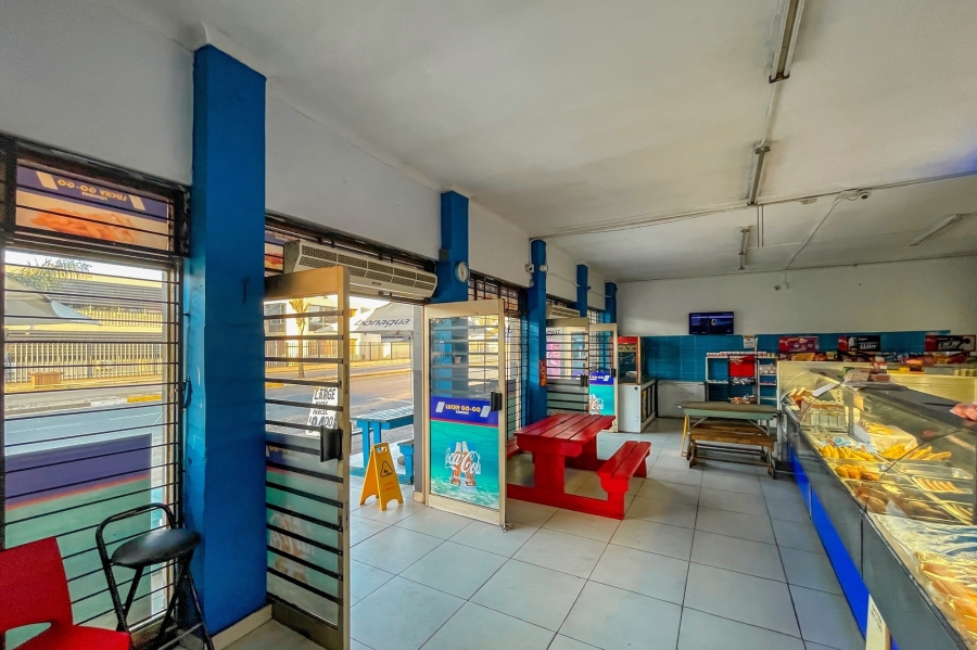 4 Bedroom Property for Sale in Wellington Central Western Cape